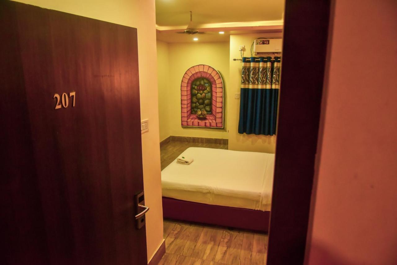Ratna Resort Near Bhubaneswar Airport Khandagiri ภายนอก รูปภาพ